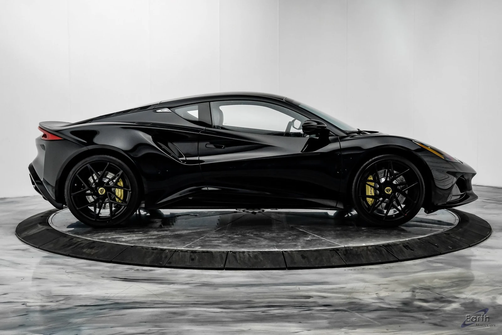 2026 Lotus Emira V6 SE, 20/29