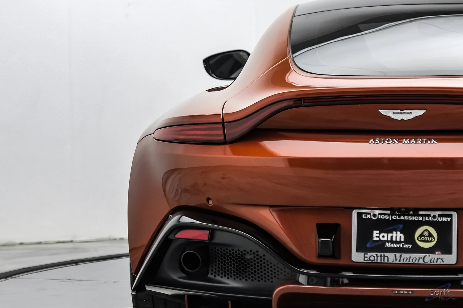2019 Aston Martin Vantage Coupé (2018), 15/28