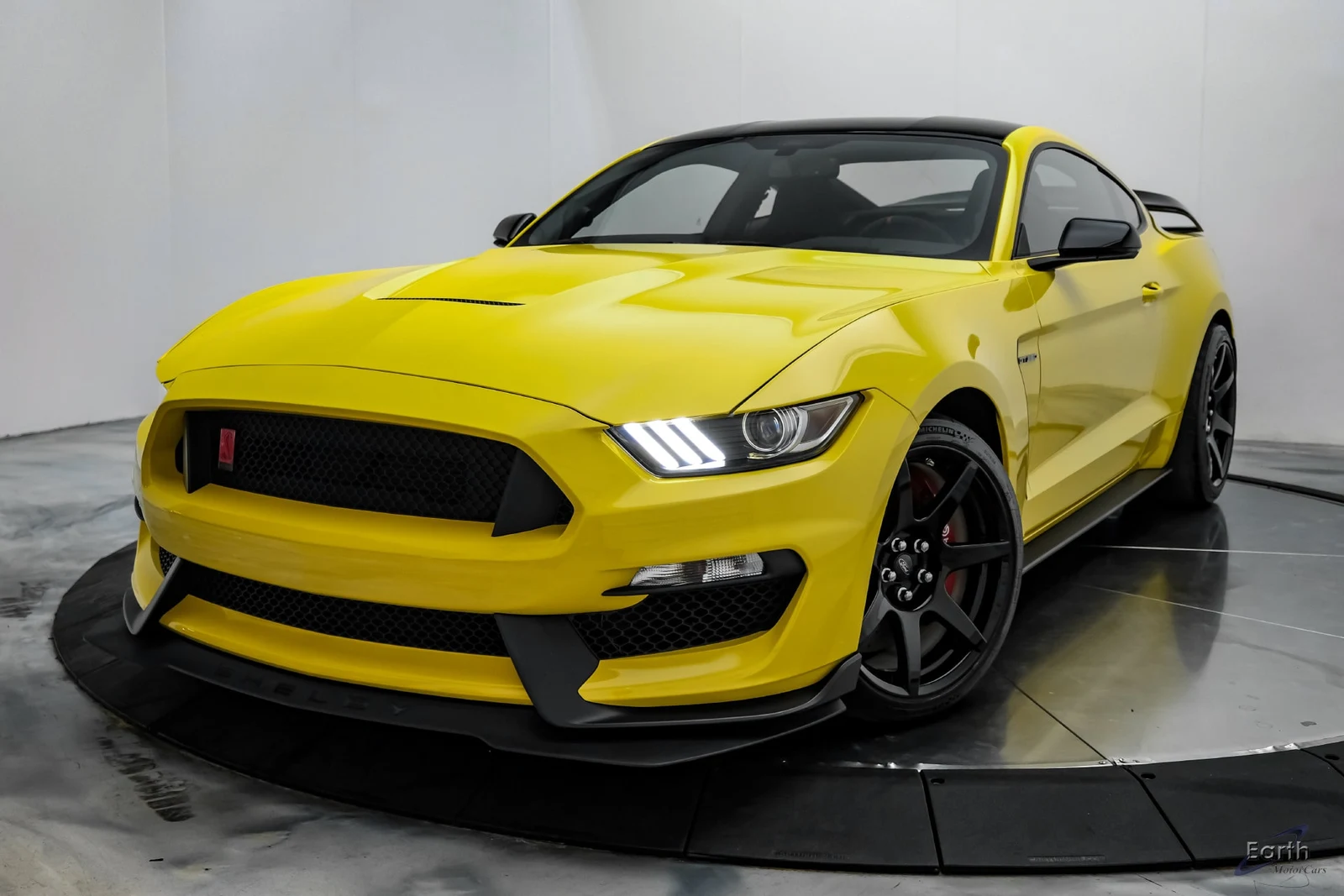 2017 Ford Mustang Shelby GT350 R, 4/28