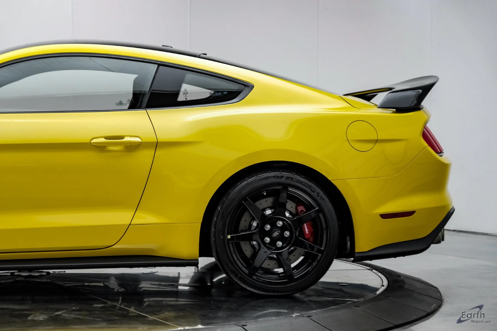 2017 Ford Mustang Shelby GT350 R, 7/28