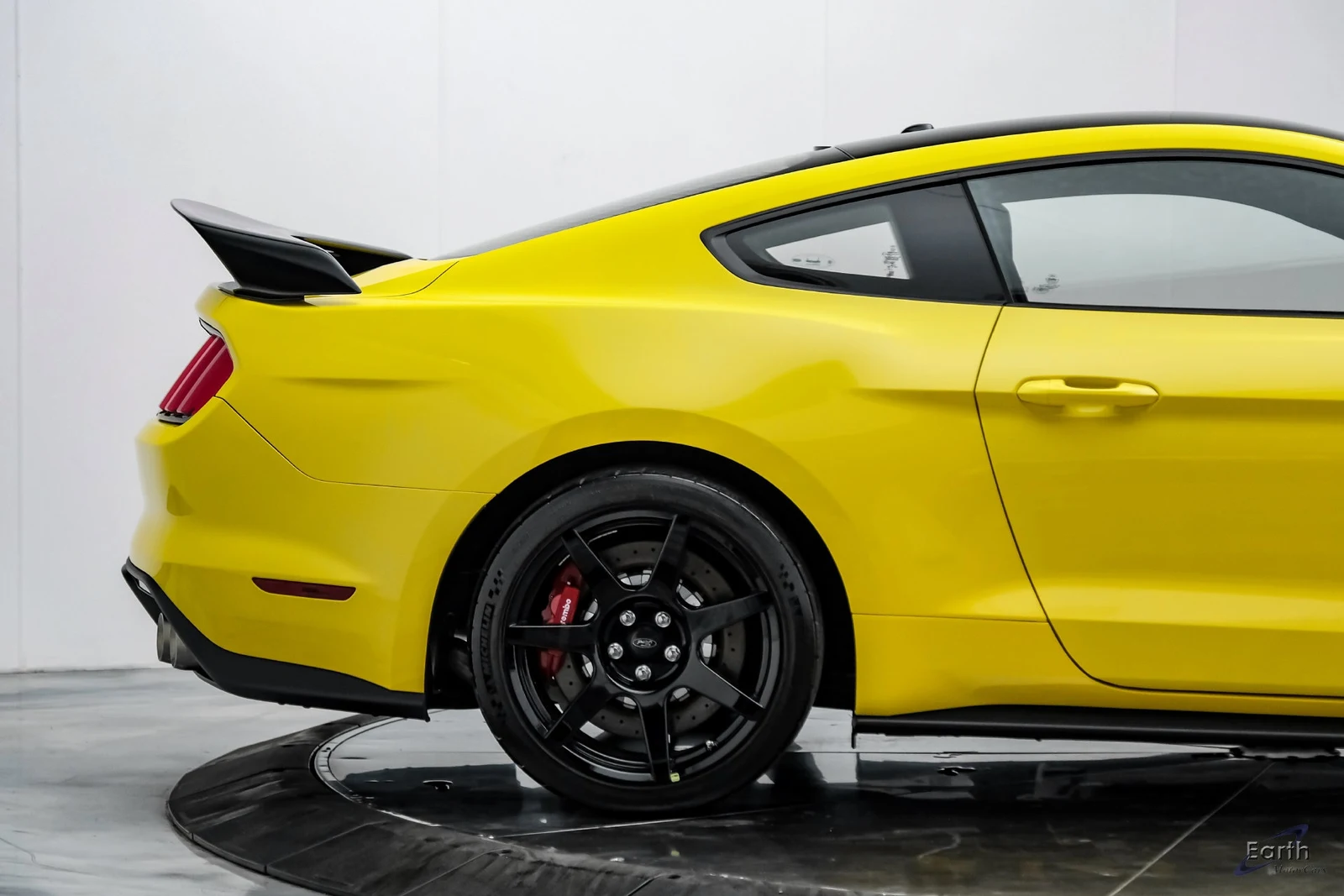 2017 Ford Mustang Shelby GT350 R, 19/28