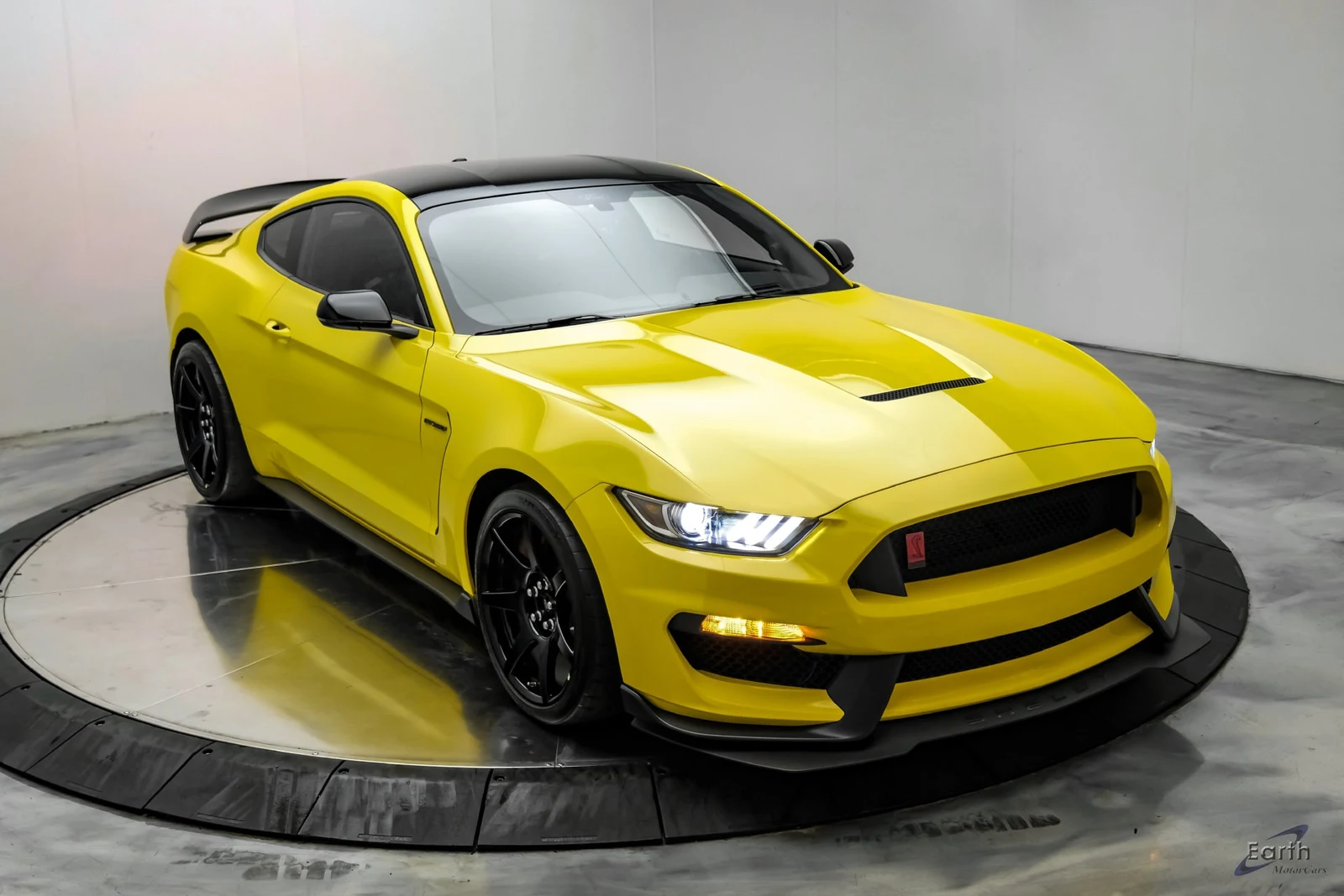 2017 Ford Mustang Shelby GT350 R, 23/28
