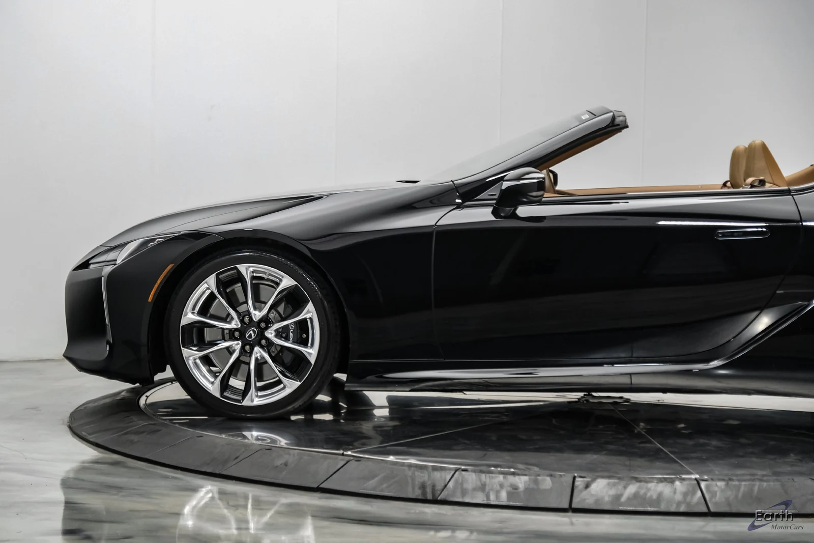 2021 Lexus LC 500 Convertible, 8/28