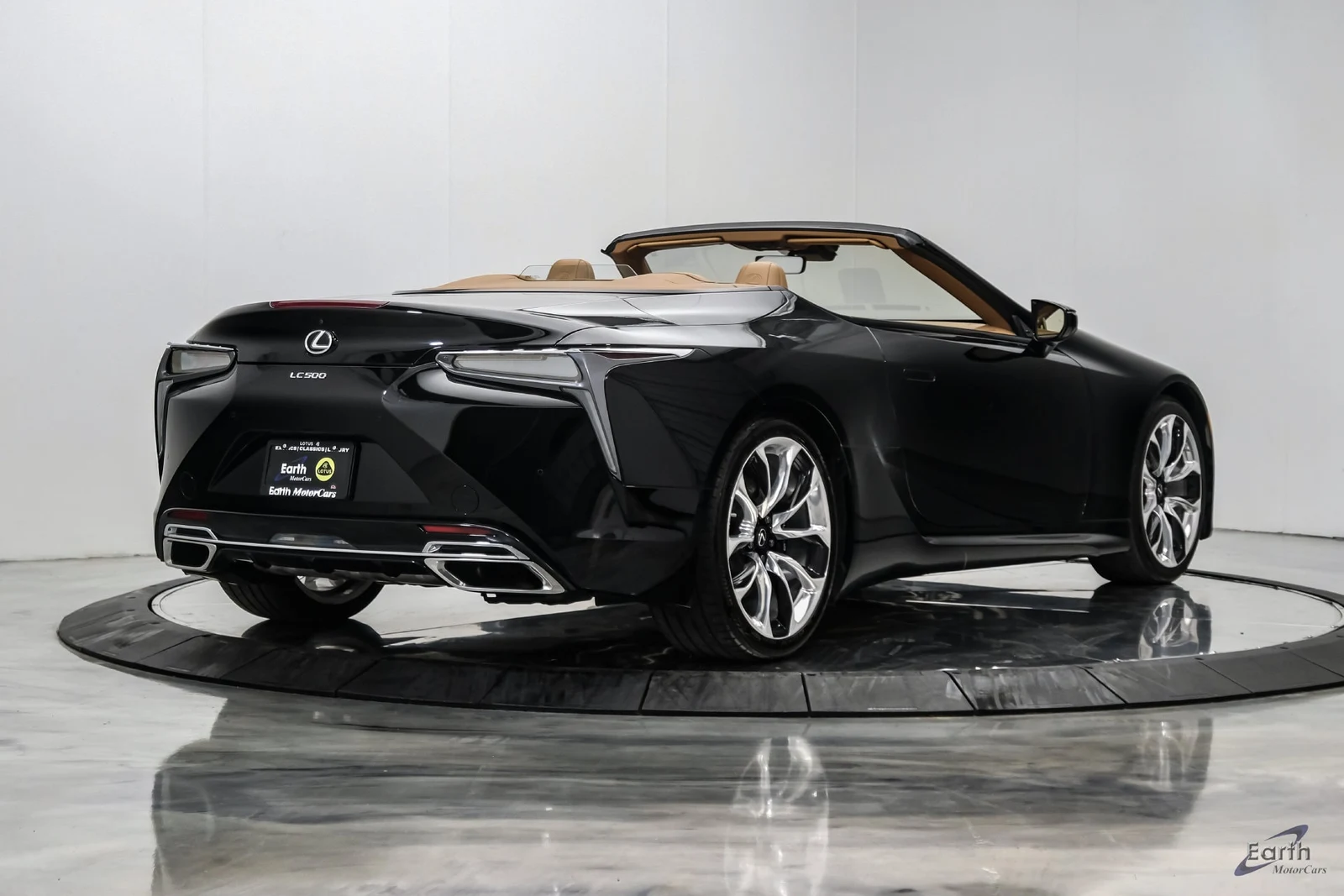 2021 Lexus LC 500 Convertible, 17/28