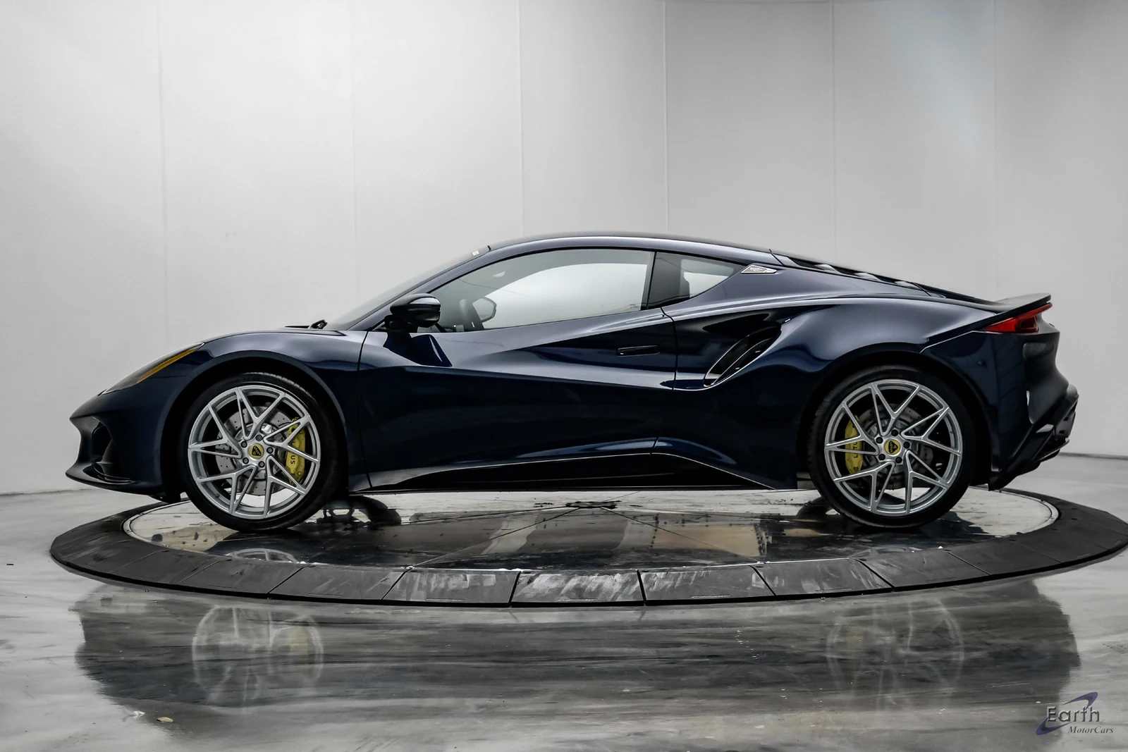 2026 Lotus Emira V6 SE, 6/28