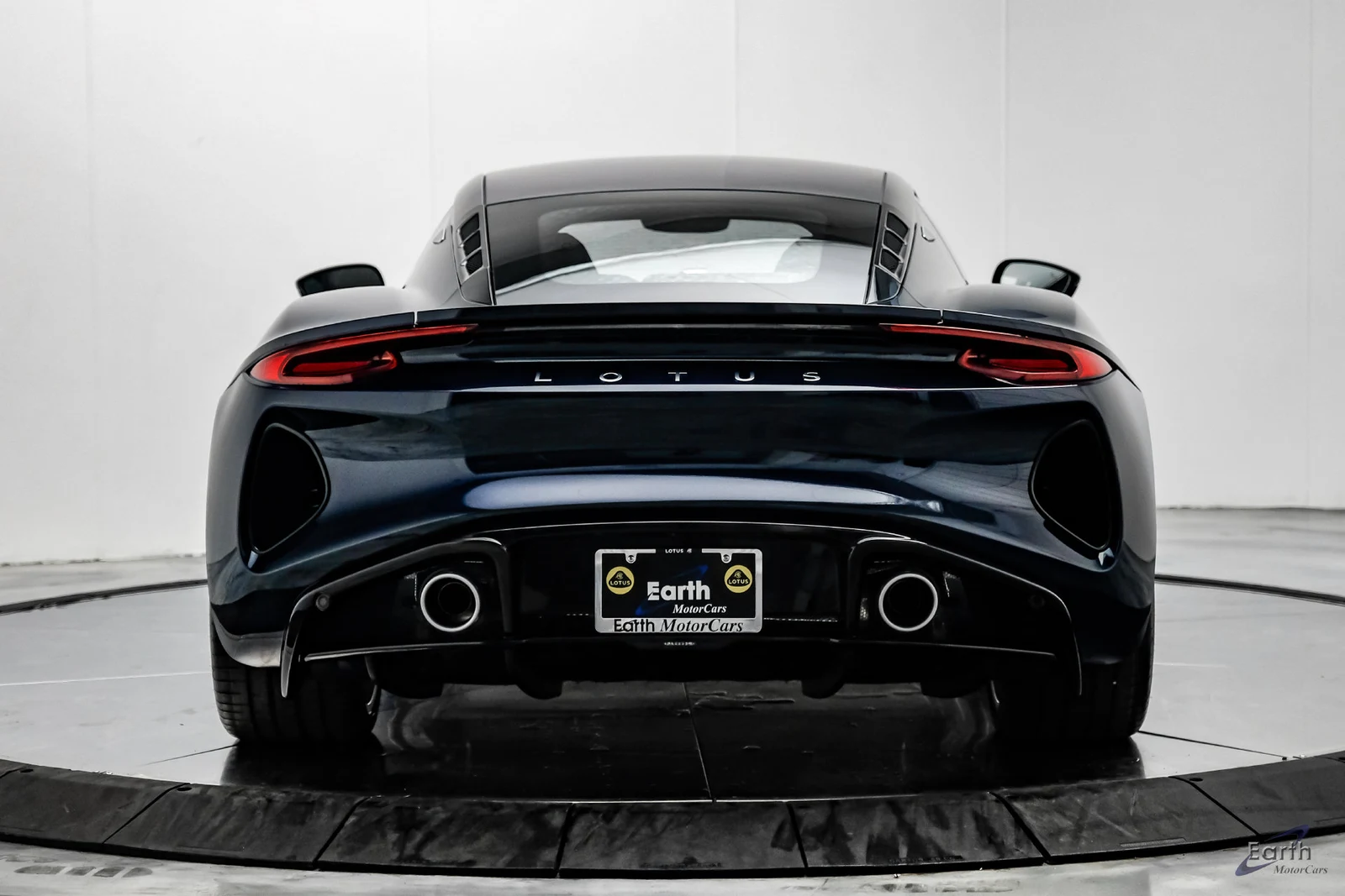 2026 Lotus Emira V6 SE, 13/28