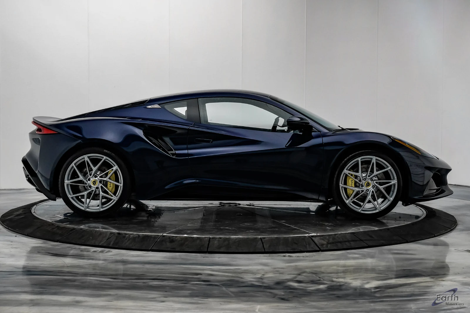 2026 Lotus Emira V6 SE, 23/28