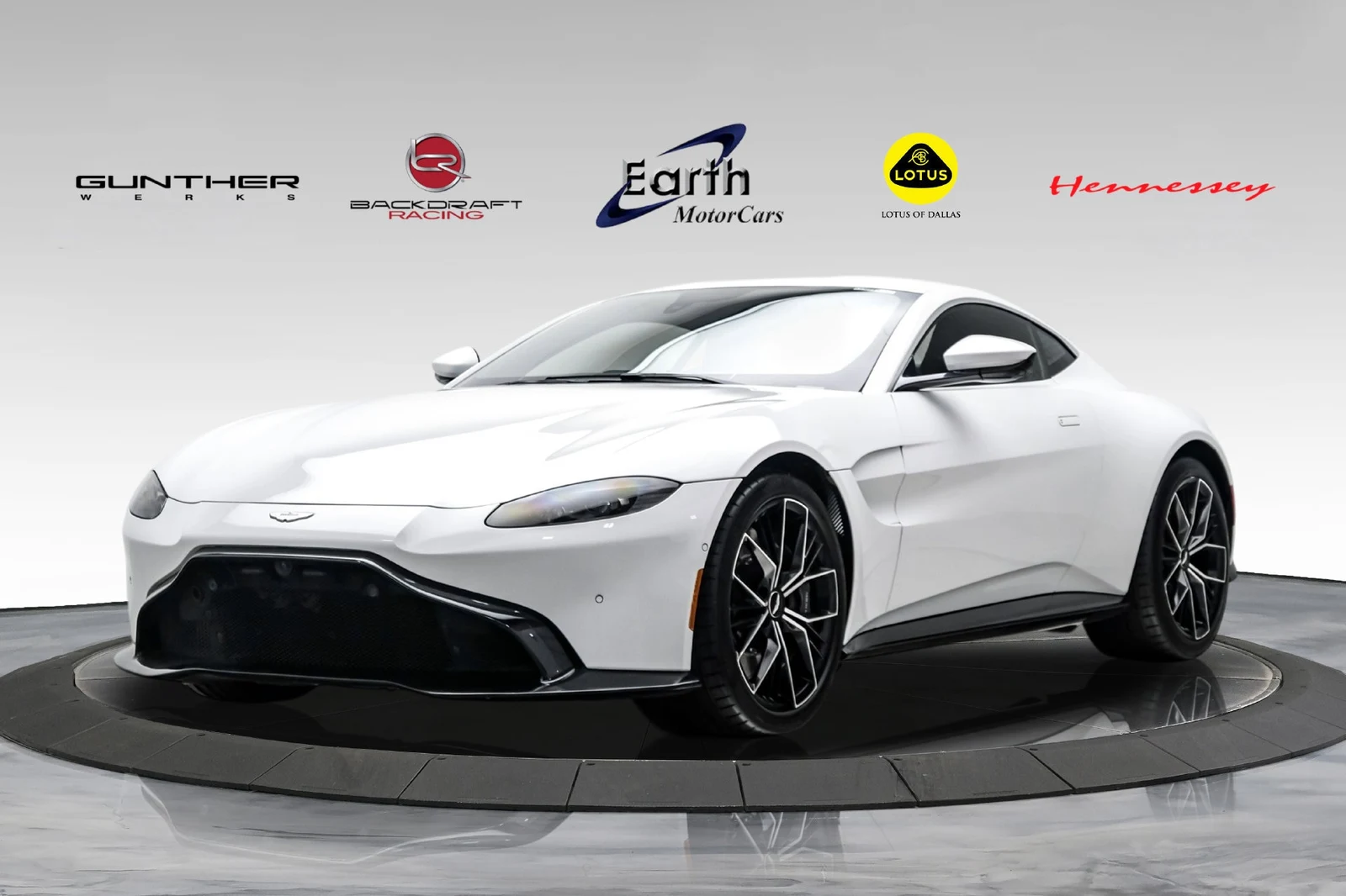 Aston Martin Vantage Coupé (2018) | Earth MotorCars