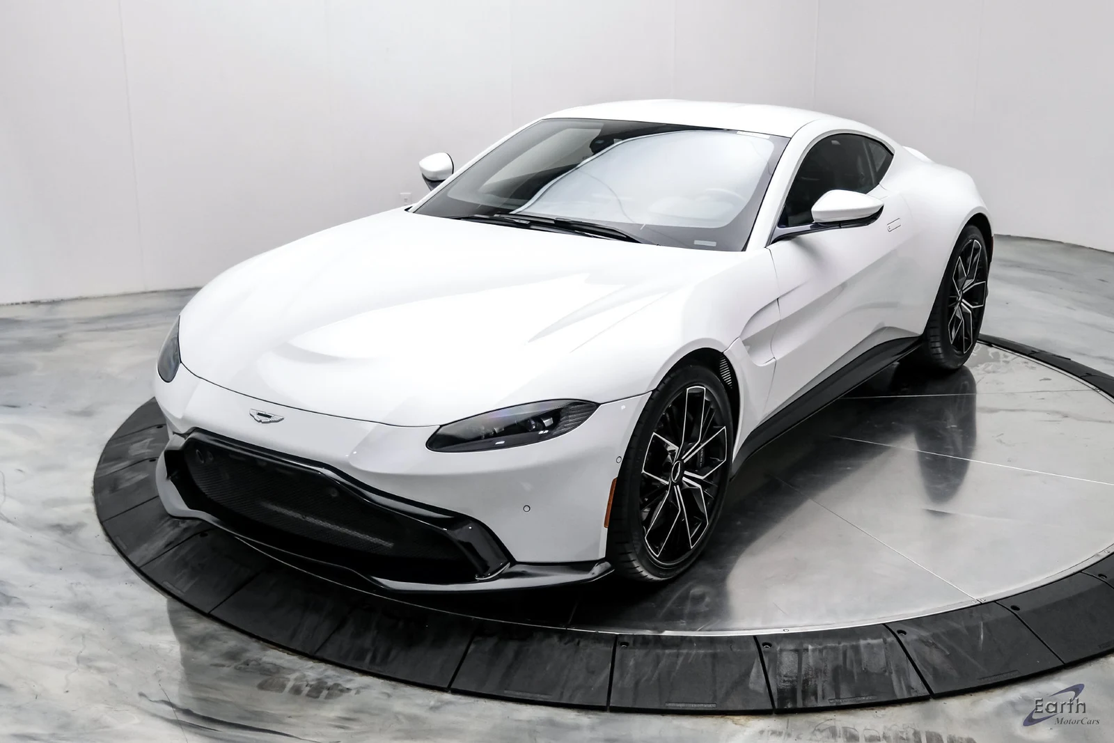 2022 Aston Martin Vantage Coupé (2018), 5/28