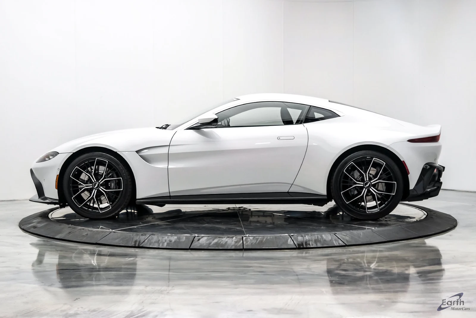 2022 Aston Martin Vantage Coupé (2018), 6/28