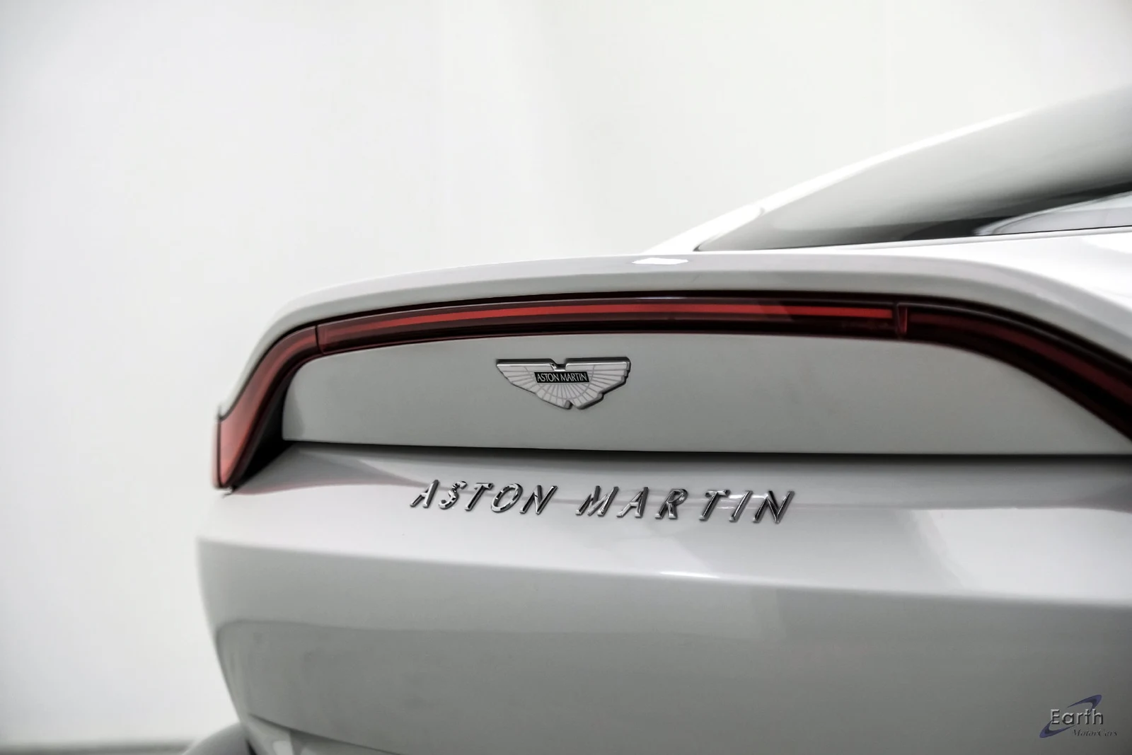 2022 Aston Martin Vantage Coupé (2018), 16/28