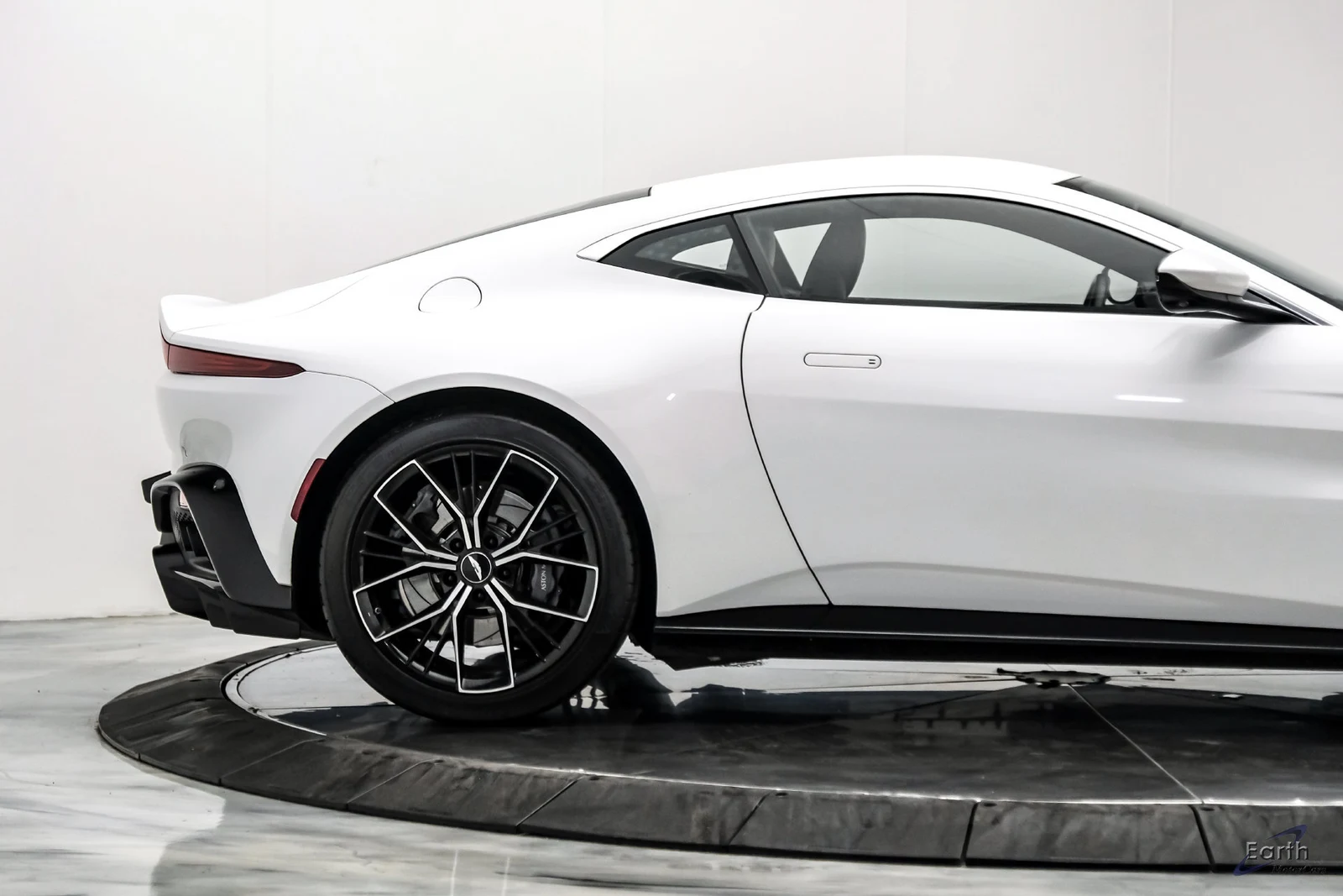 2022 Aston Martin Vantage Coupé (2018), 24/28