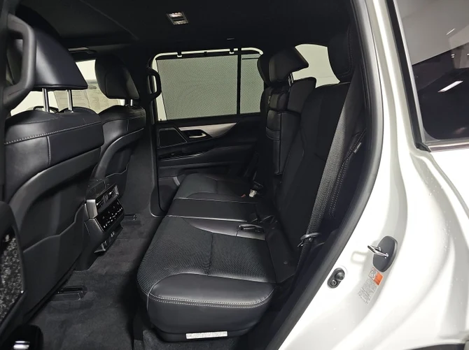 2026 Lexus LX 600, 7/7