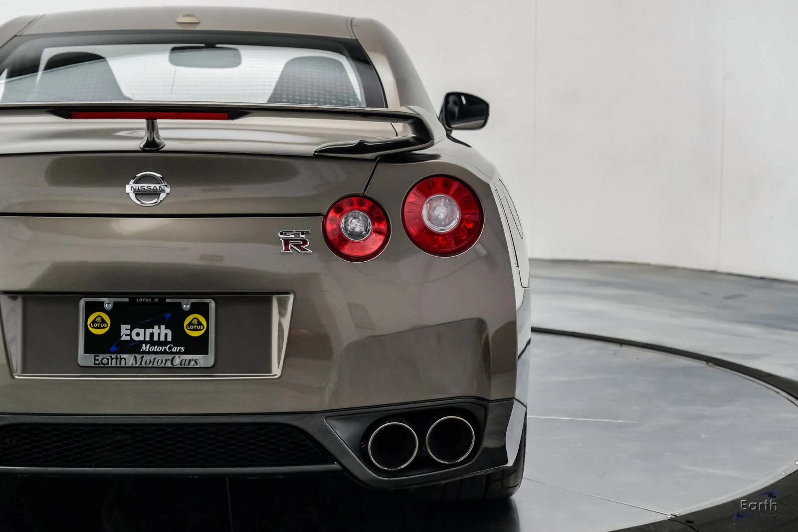 2009 Nissan GT-R Premium (R35), 17/28