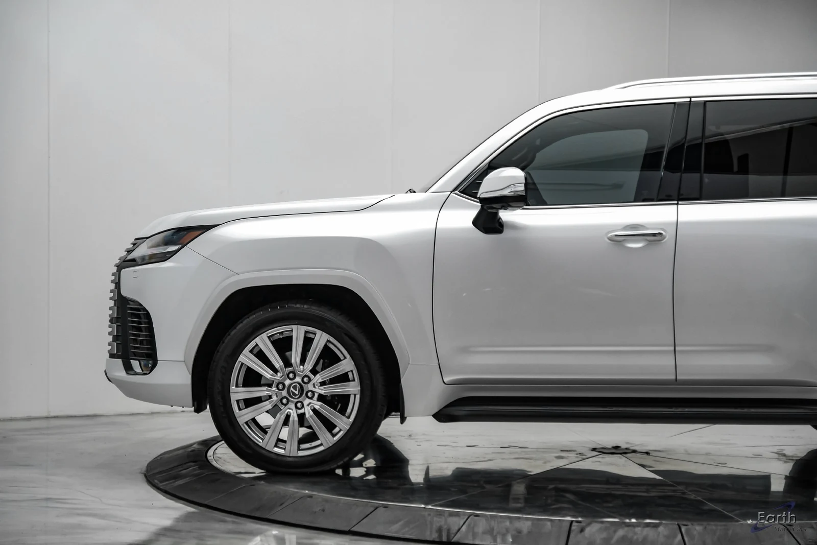 2023 Lexus LX 600, 6/28