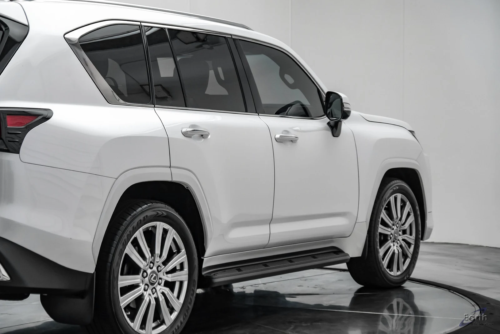 2023 Lexus LX 600, 17/28