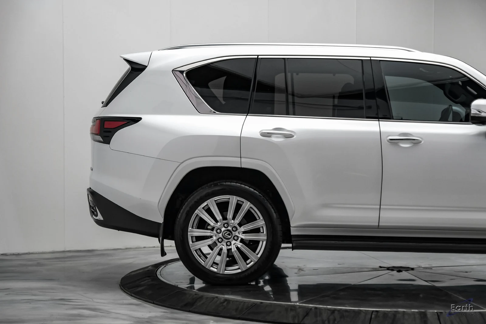 2023 Lexus LX 600, 19/28