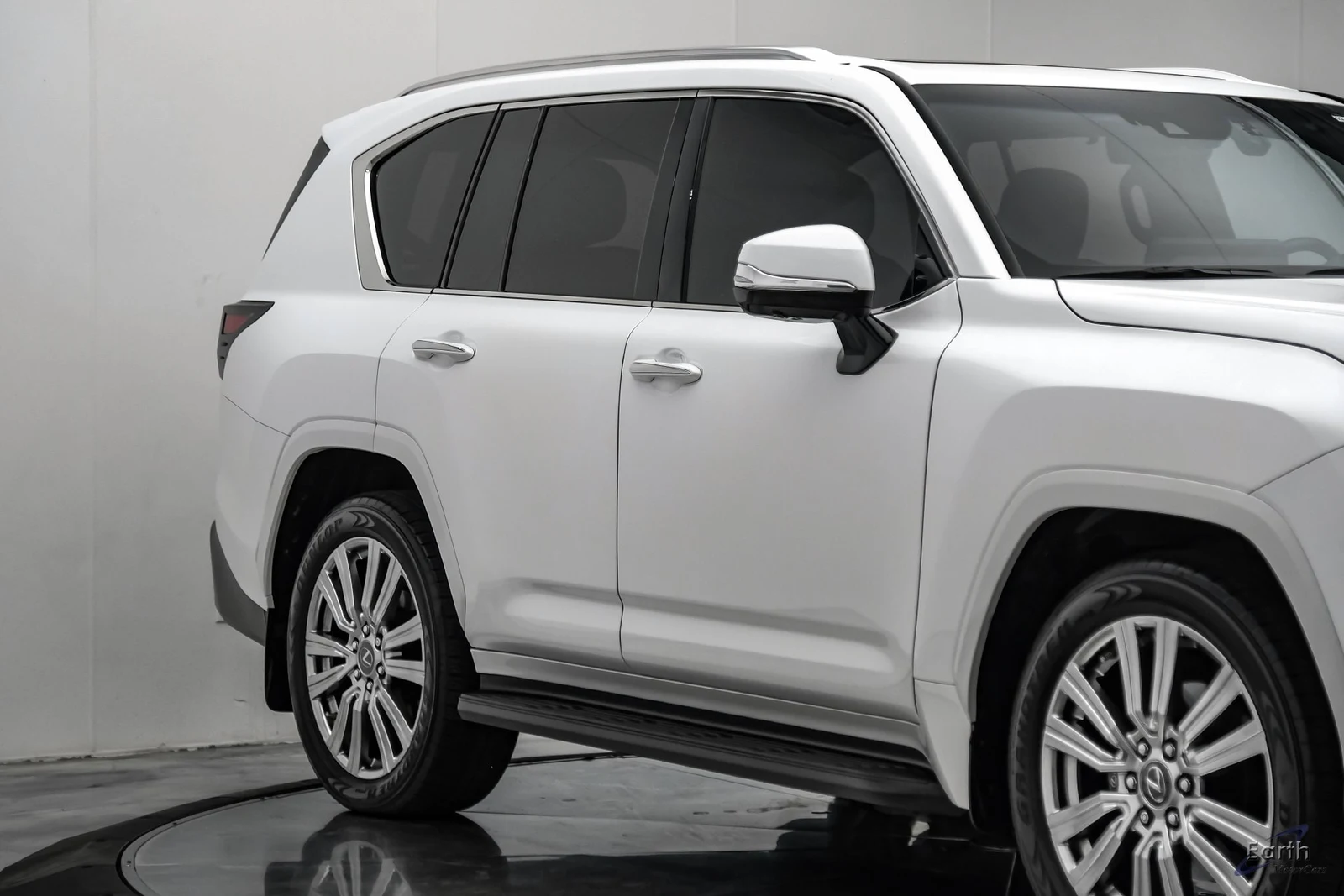 2023 Lexus LX 600, 24/28