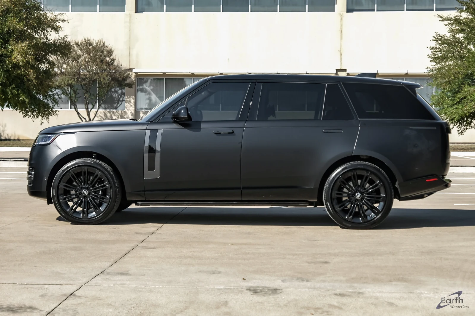 2025 Land Rover Range Rover SE LWB (L460), 6/29