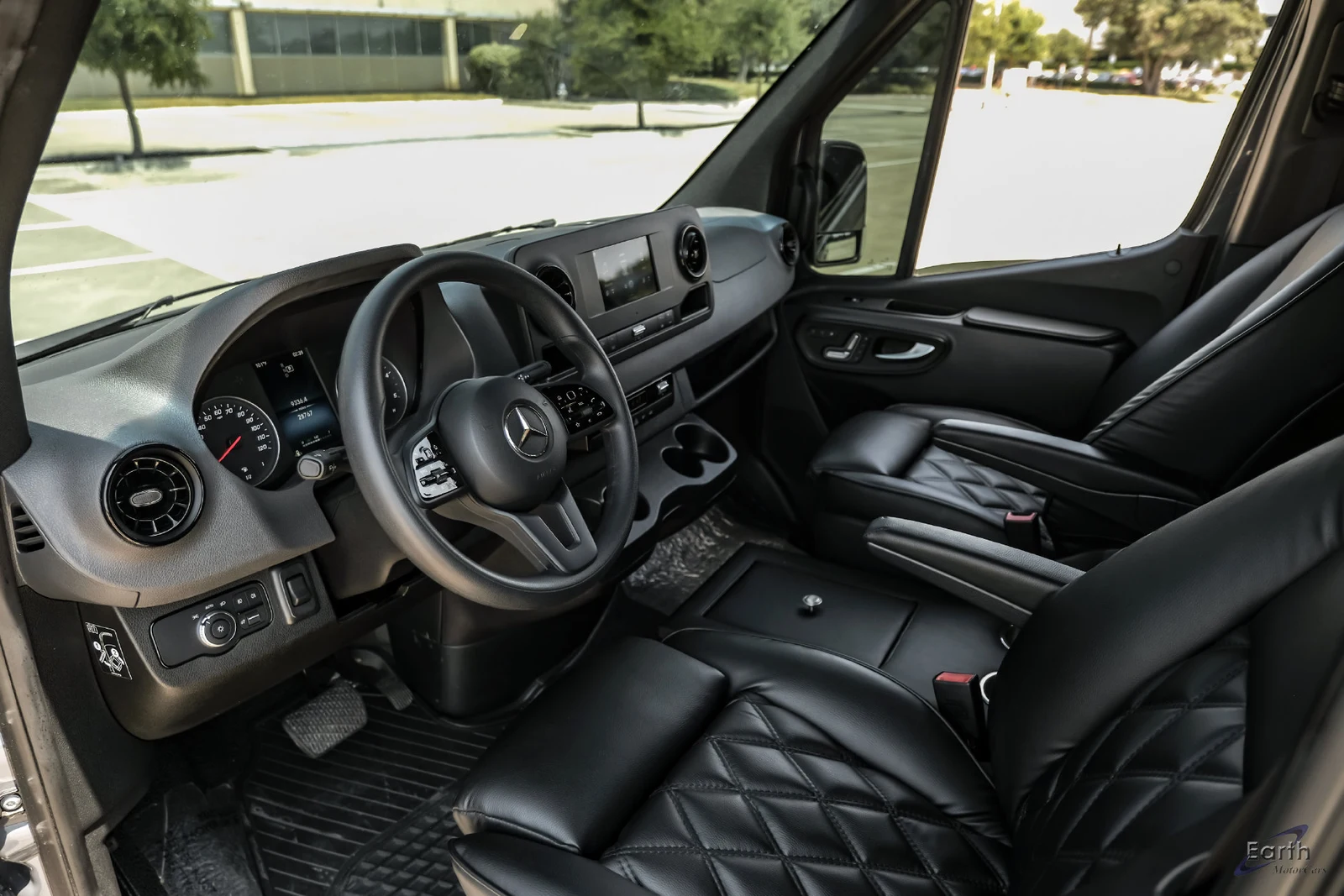 2022 Mercedes-Benz Sprinter, 2/28