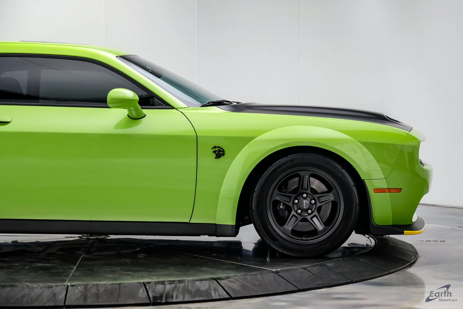 2023 Dodge Challenger SRT Super Stock, 25/28
