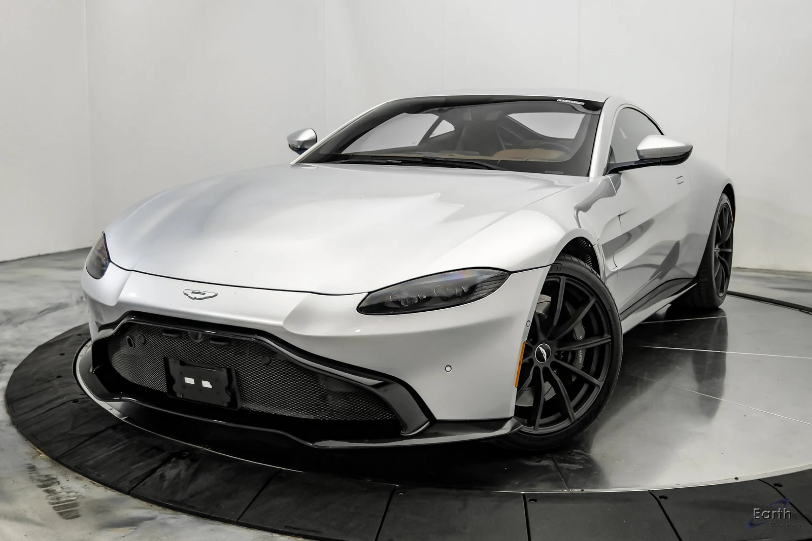 2020 Aston Martin Vantage Coupé (2018), 4/28
