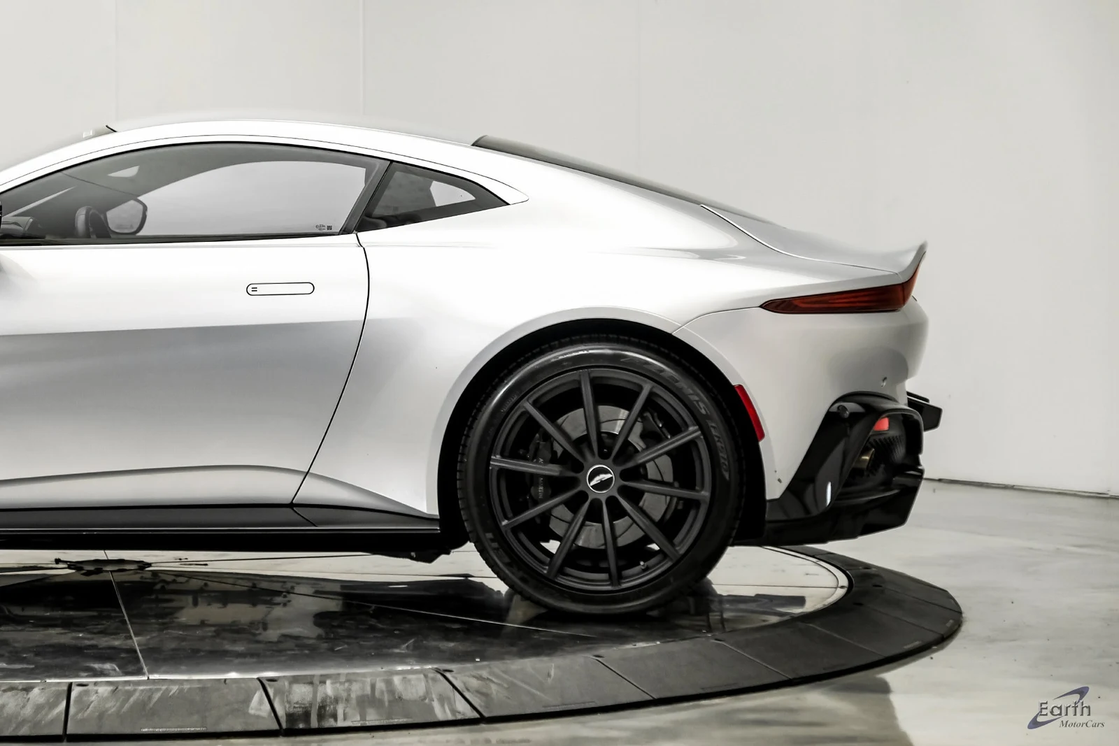2020 Aston Martin Vantage Coupé (2018), 7/28