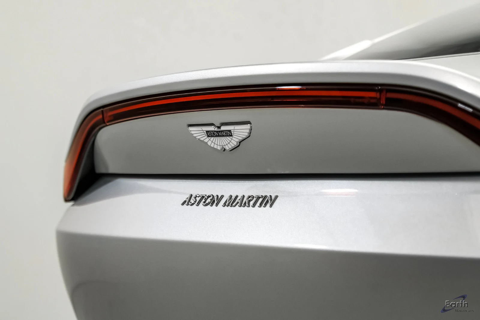 2020 Aston Martin Vantage Coupé (2018), 14/28