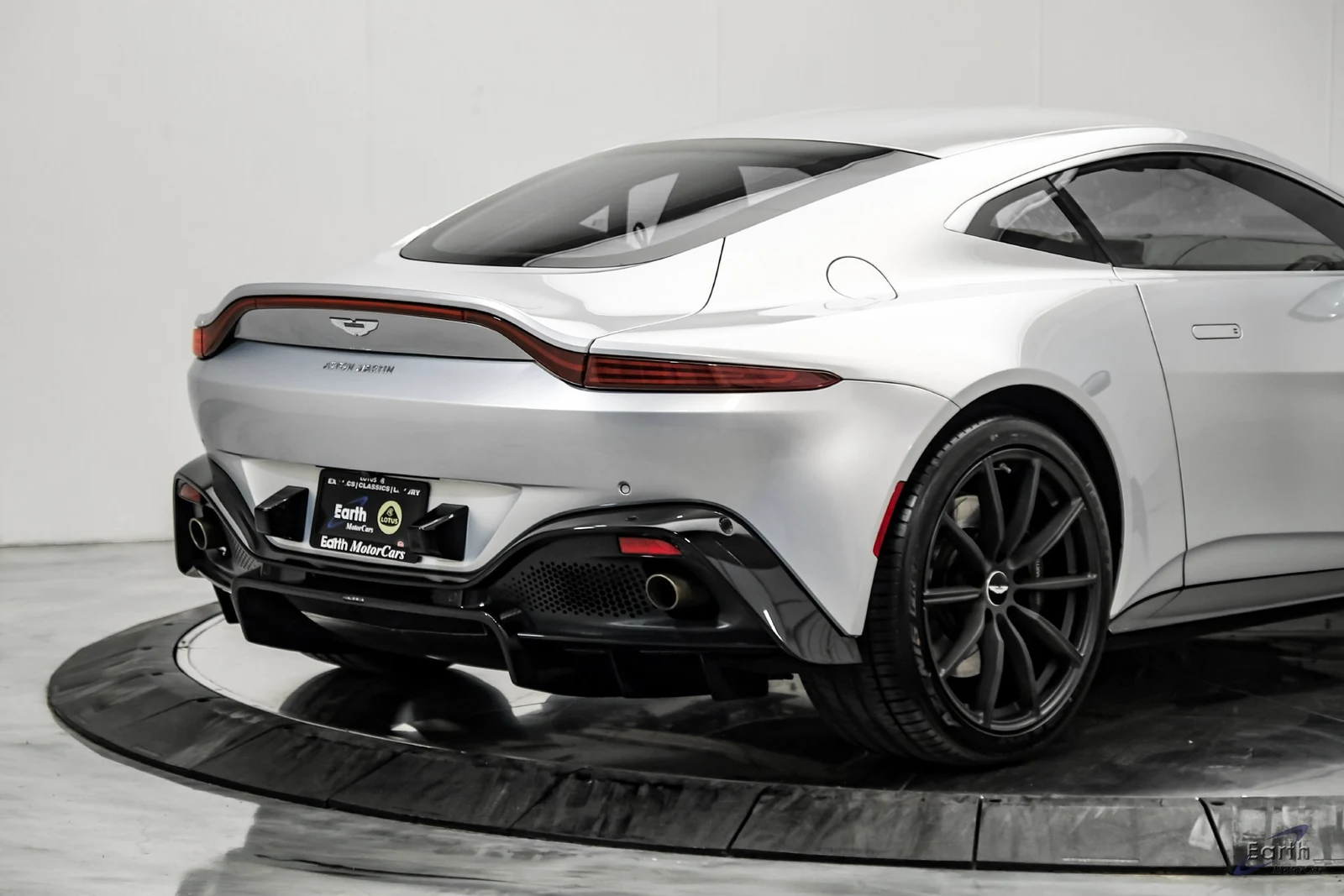 2020 Aston Martin Vantage Coupé (2018), 16/28
