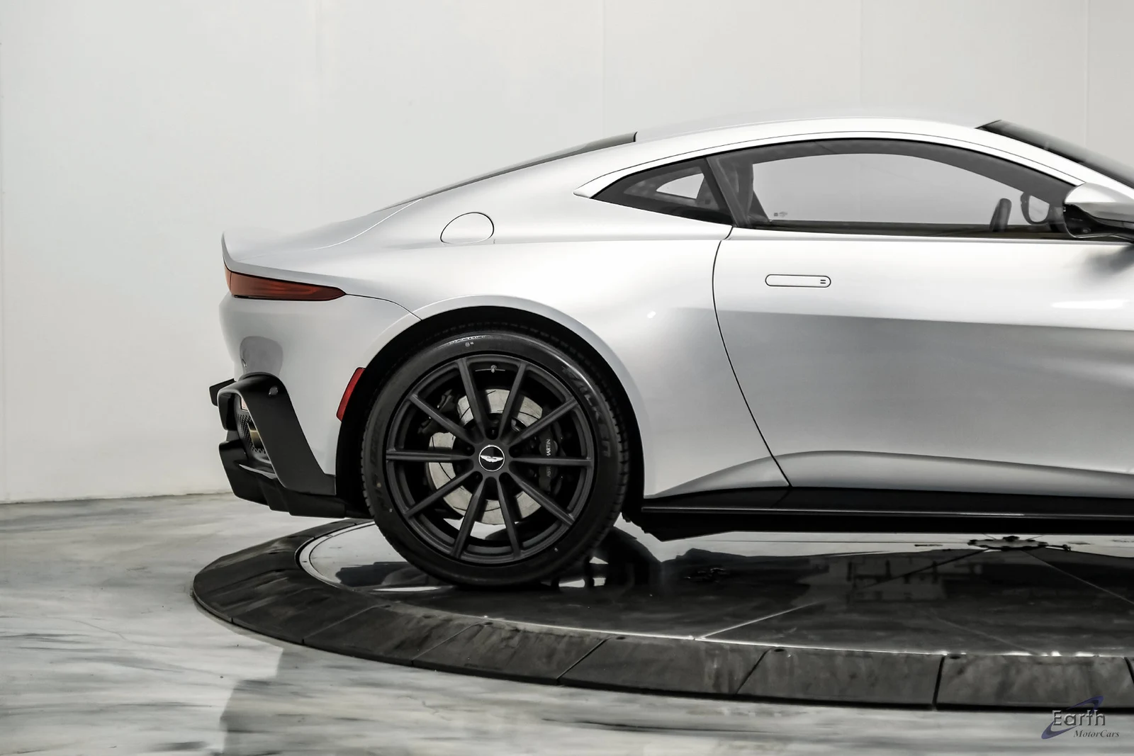 2020 Aston Martin Vantage Coupé (2018), 19/28