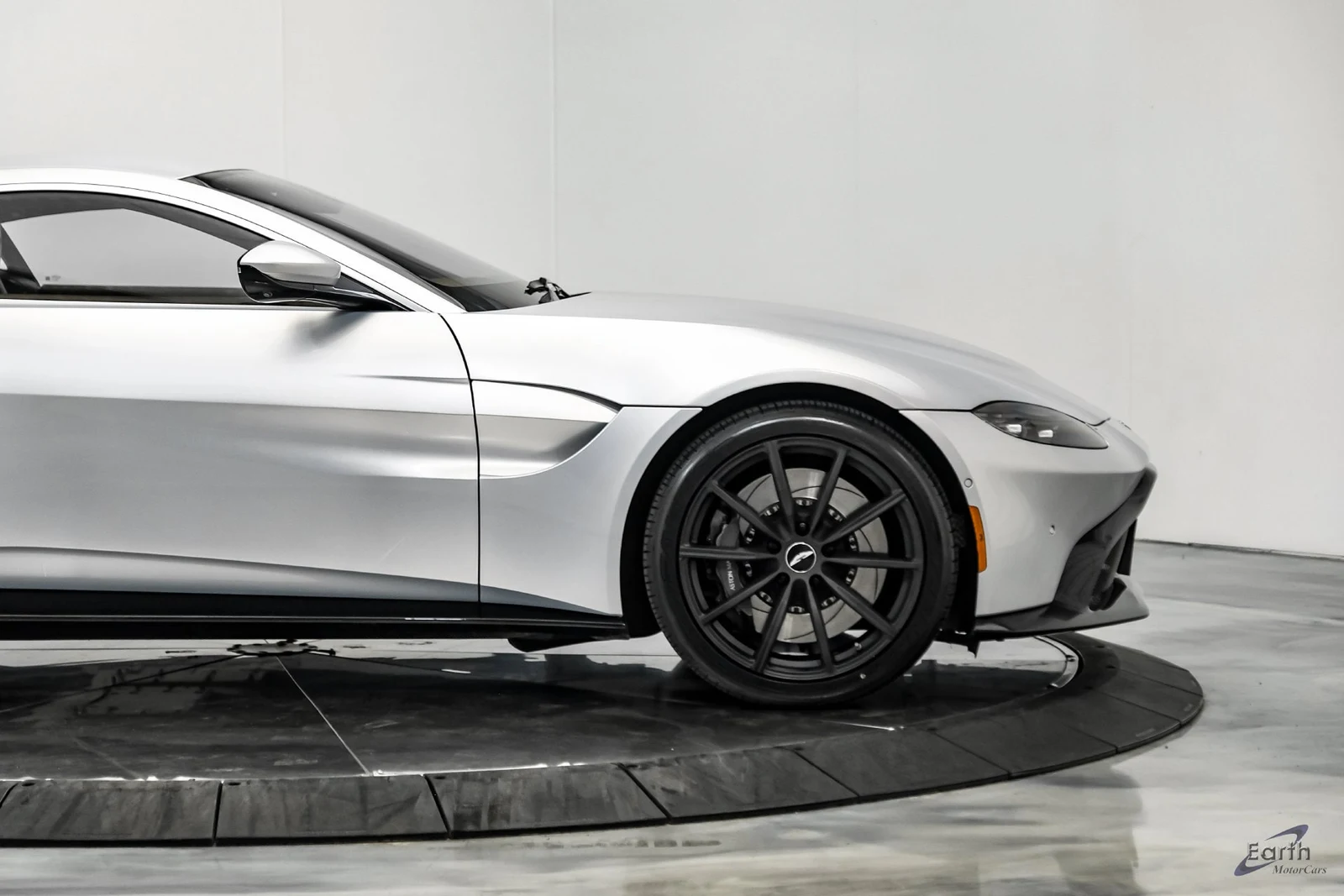 2020 Aston Martin Vantage Coupé (2018), 20/28