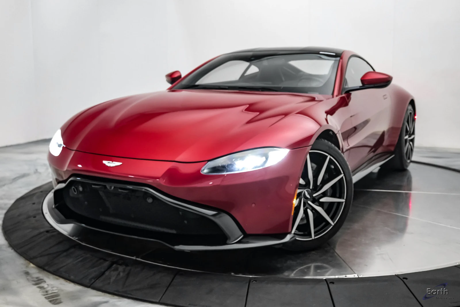 2019 Aston Martin Vantage Coupé (2018), 4/28