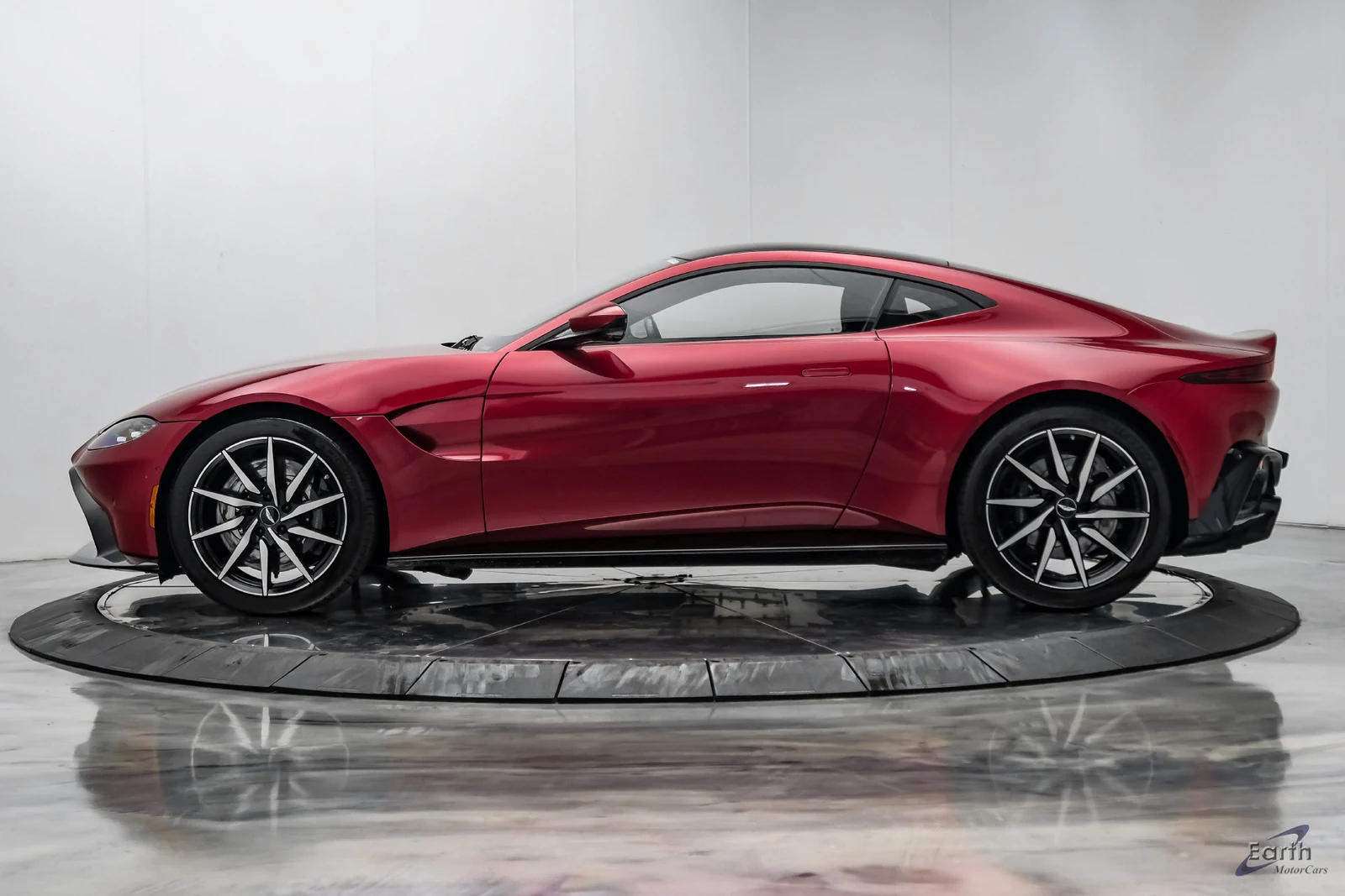 2019 Aston Martin Vantage Coupé (2018), 6/28