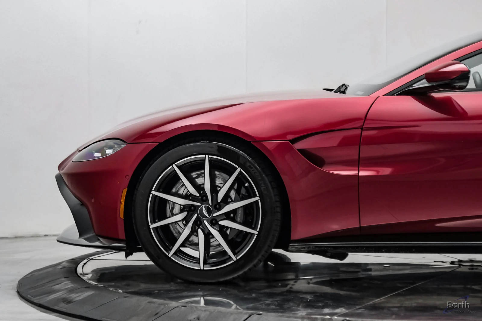 2019 Aston Martin Vantage Coupé (2018), 8/28