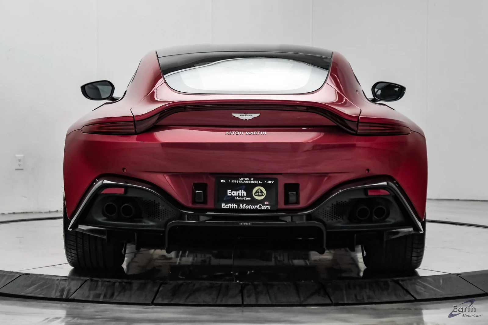 2019 Aston Martin Vantage Coupé (2018), 13/28