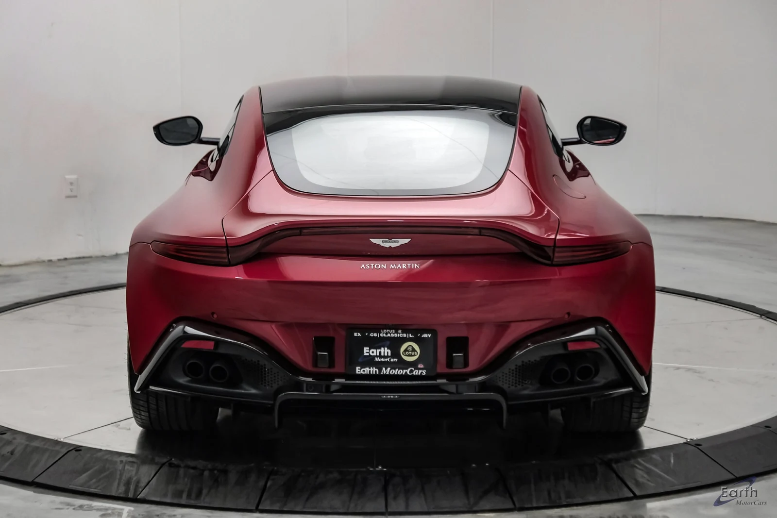2019 Aston Martin Vantage Coupé (2018), 14/28