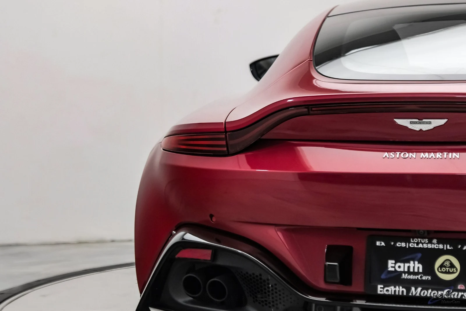 2019 Aston Martin Vantage Coupé (2018), 15/28