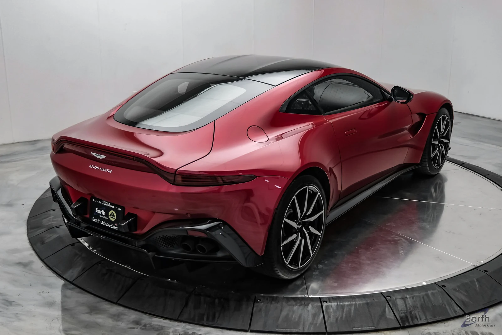2019 Aston Martin Vantage Coupé (2018), 19/28
