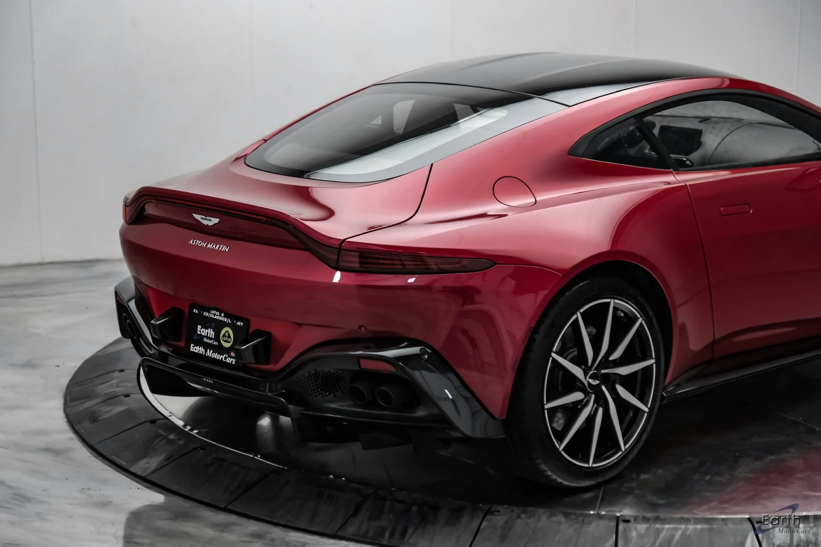 2019 Aston Martin Vantage Coupé (2018), 20/28