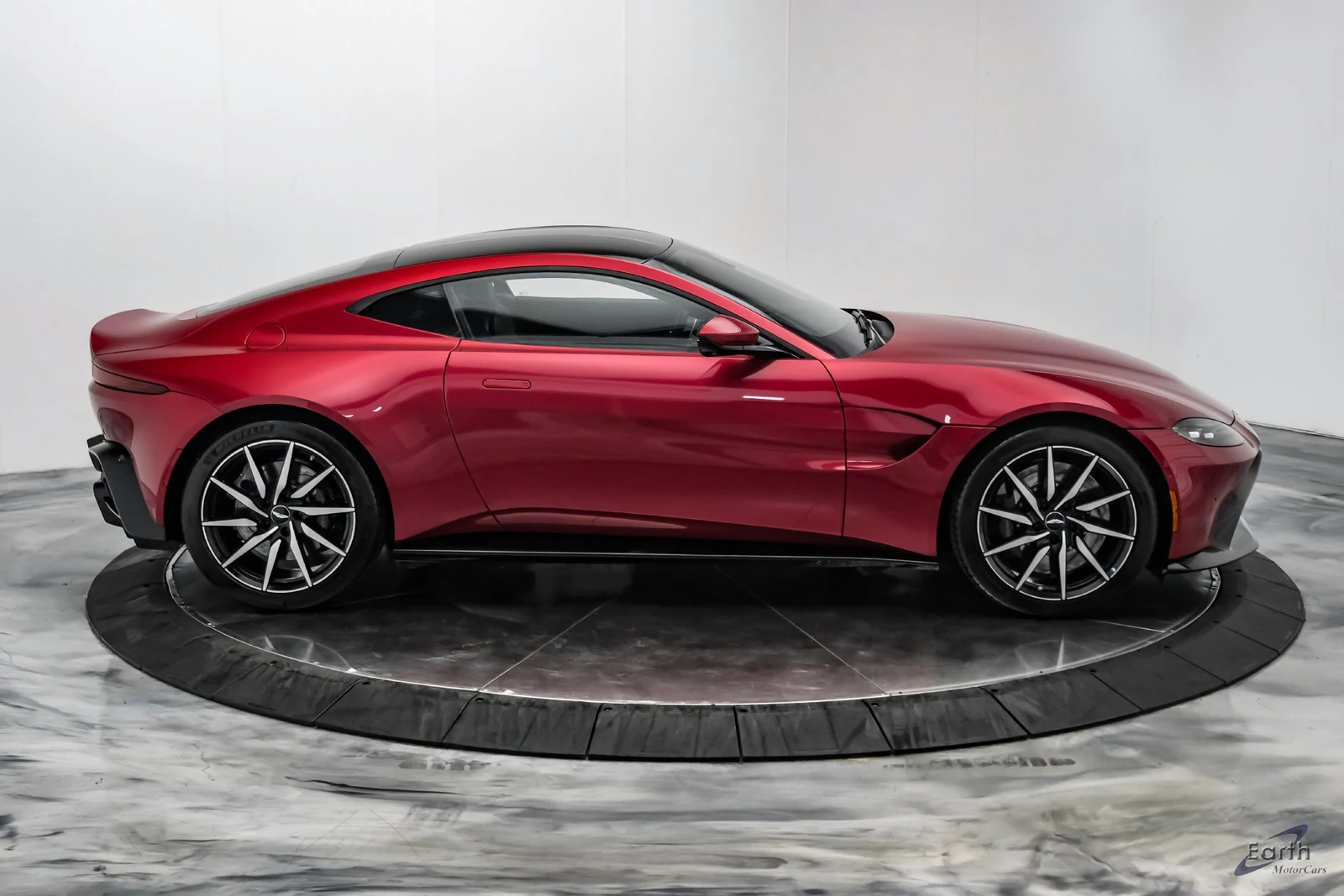 2019 Aston Martin Vantage Coupé (2018), 23/28