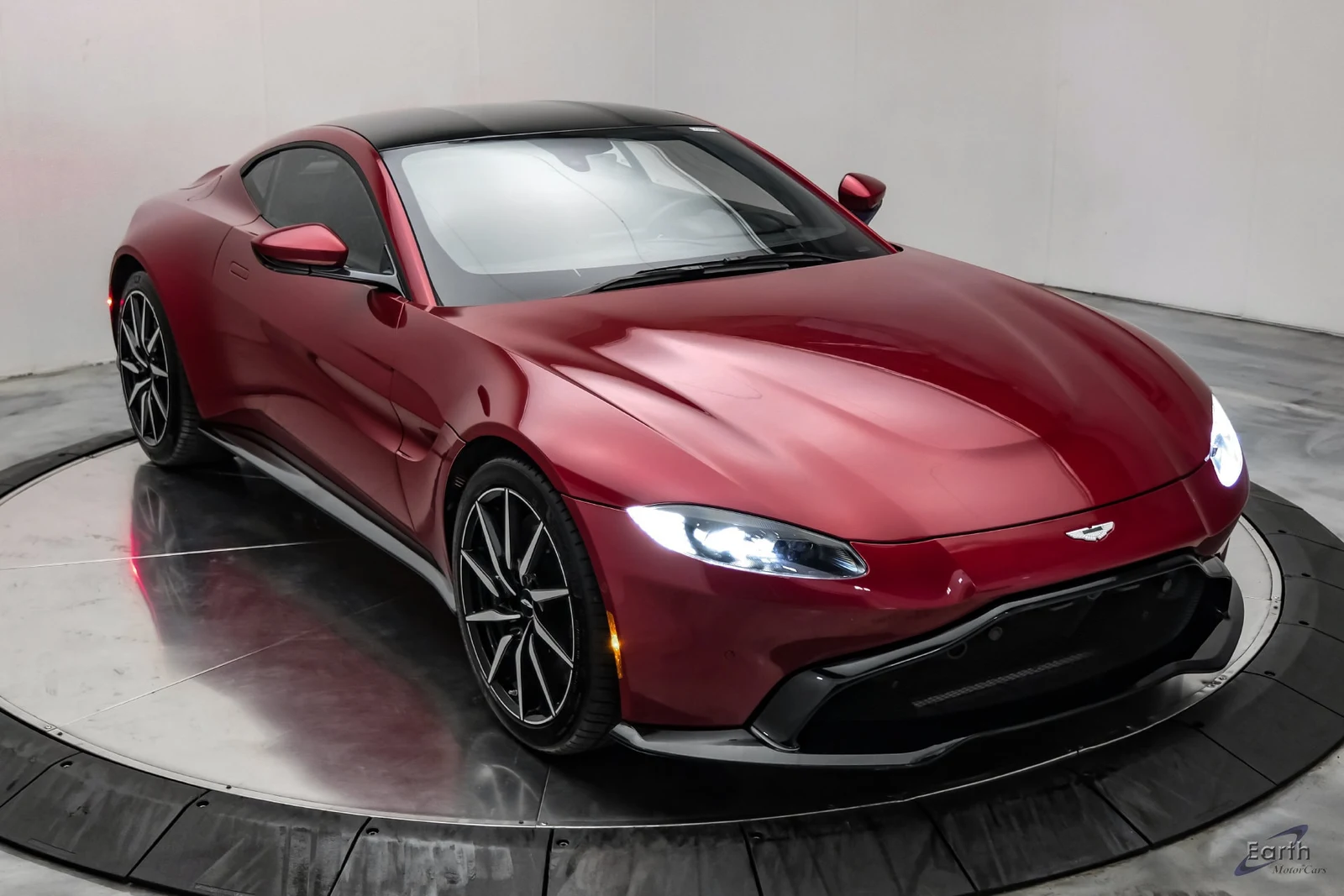 2019 Aston Martin Vantage Coupé (2018), 28/28