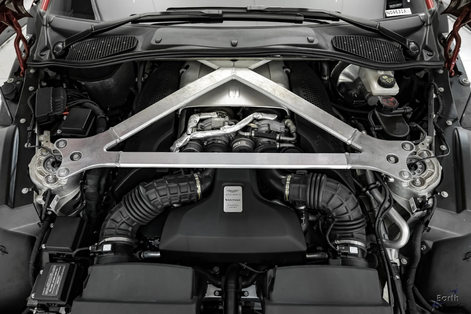 2020 Aston Martin Vantage Coupé (2018), 3/27