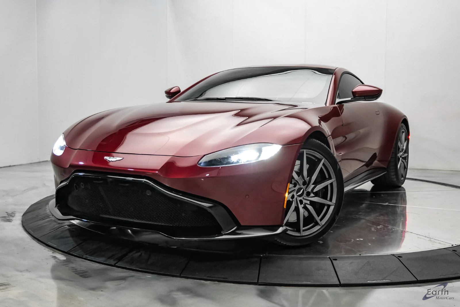 2020 Aston Martin Vantage Coupé (2018), 4/27
