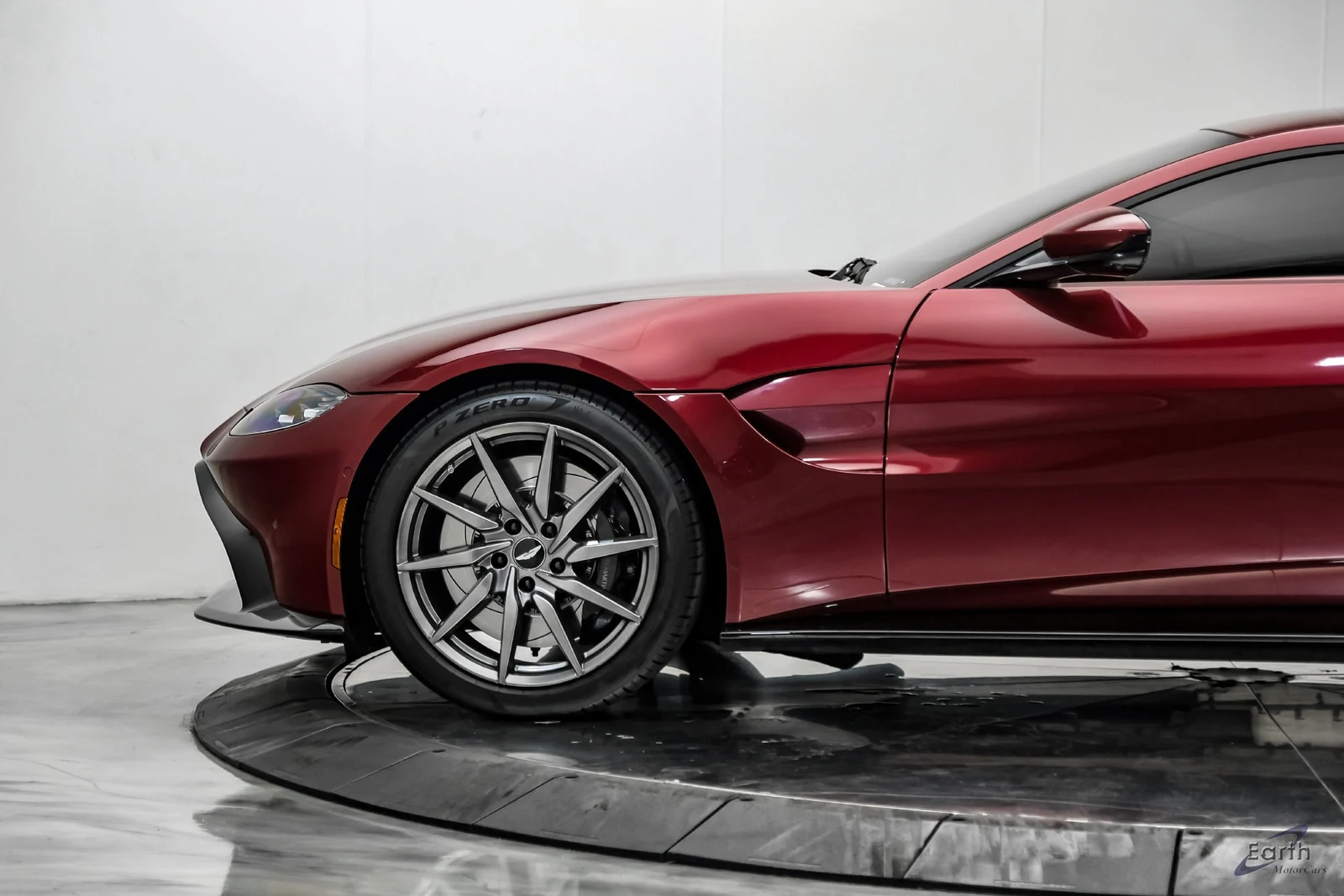 2020 Aston Martin Vantage Coupé (2018), 7/27