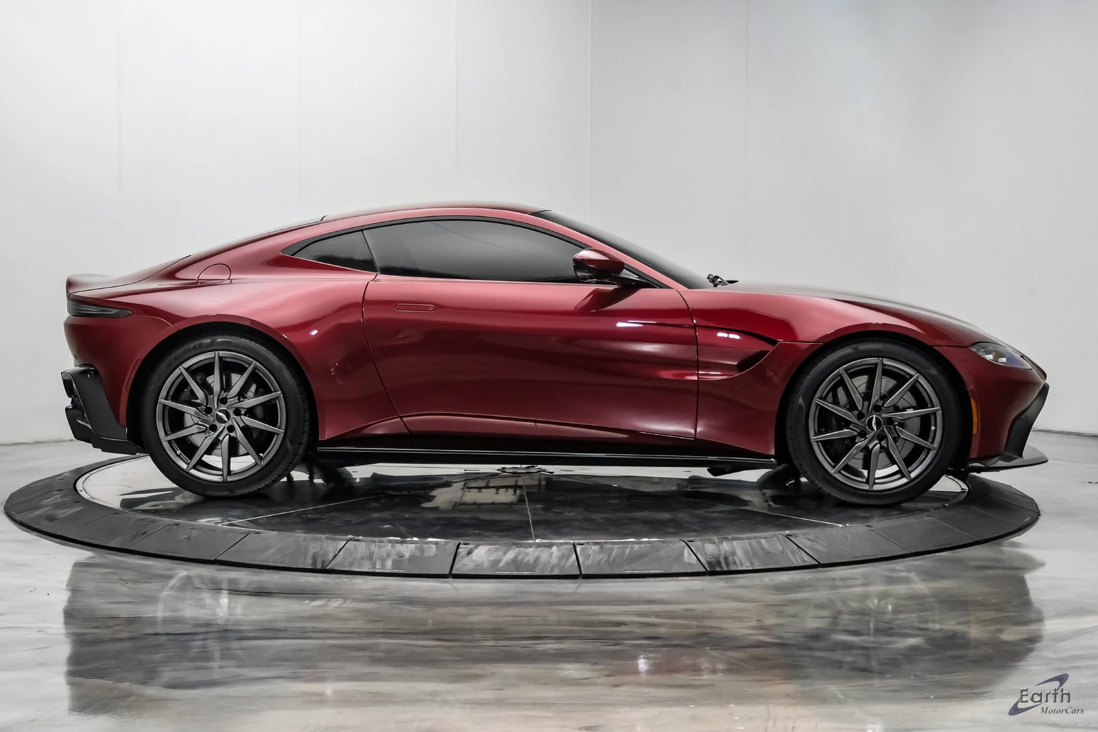 2020 Aston Martin Vantage Coupé (2018), 22/27