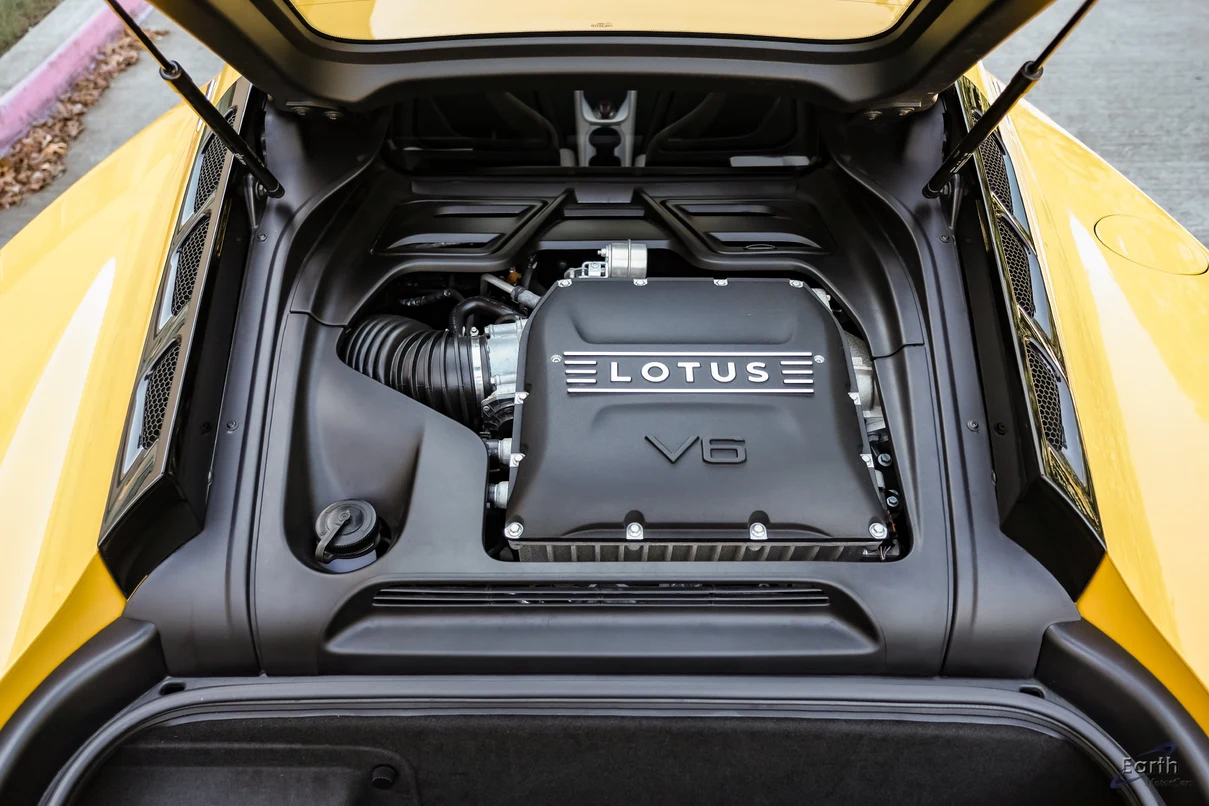 2025 Lotus Emira V6, 4/29