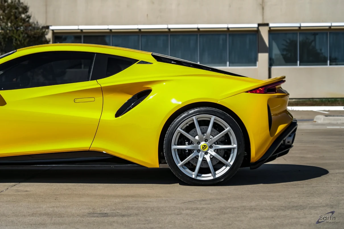 2025 Lotus Emira V6, 10/29