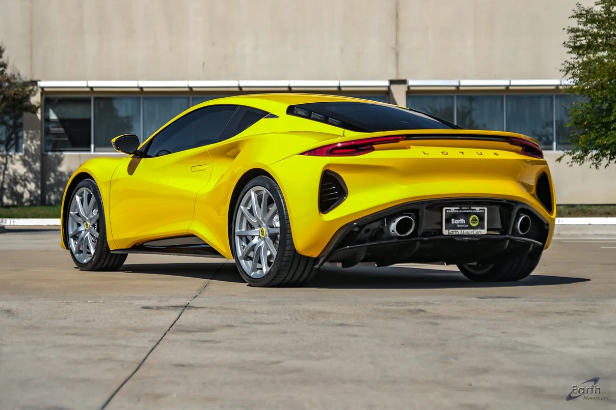2025 Lotus Emira V6, 12/29
