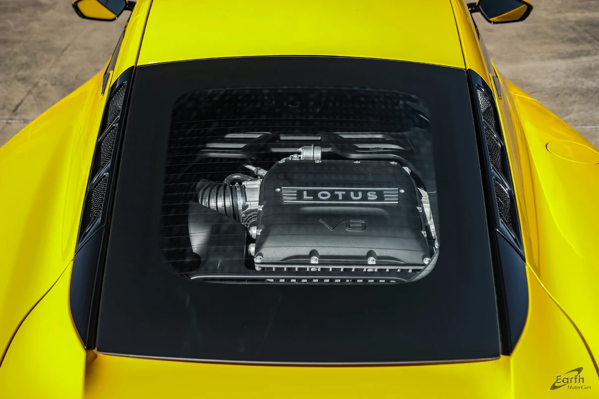 2025 Lotus Emira V6, 17/29