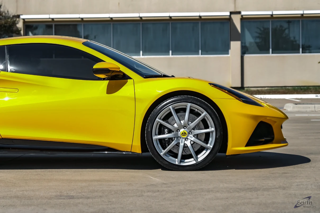 2025 Lotus Emira V6, 28/29